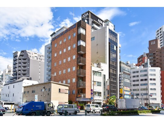 东京都新宿区｜30年正规老店 招聘1.足体按摩师  2.前台受付